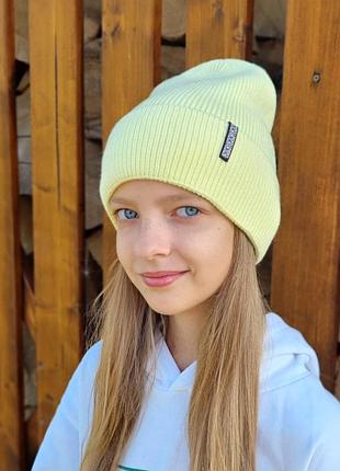 Шапка николь. лаконичный дизайн, мягкая на ощупь, удобный фасон на каждый день.