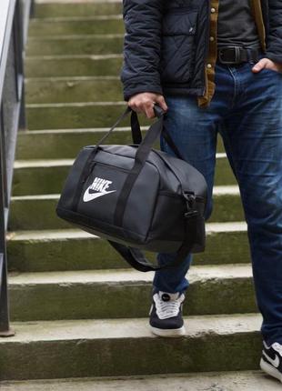 Сумка спортивна  nike