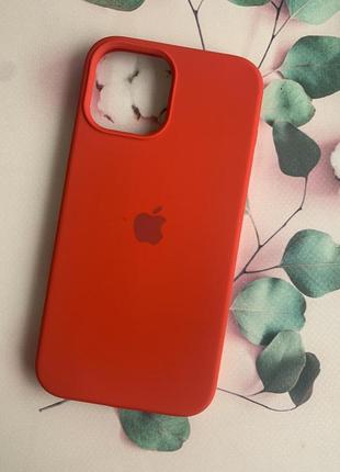 Силиконовый чехол silicone case для iphone 12 pro max красный
