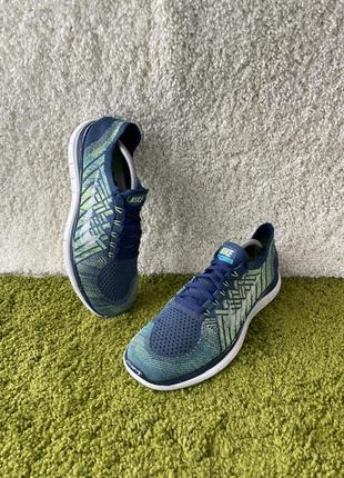 Кросівки бігові nike free run flyknit1 фото