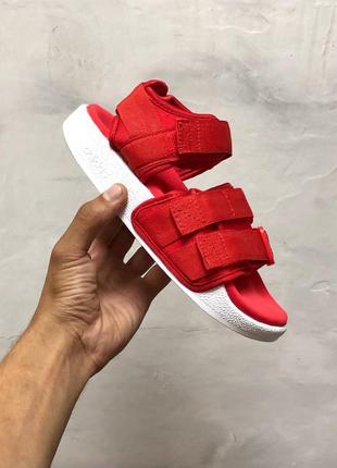 Зручні стильні жіночі сандалі adidas adilette sandals red сандалі боссоножки босоніжки3 фото