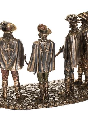 Статуетка "три мушкетери" (15см)5 фото