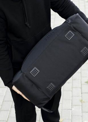 Большая дорожная спортивная сумка nike anta для тренировок и поездок на 55 литров черного цвета5 фото