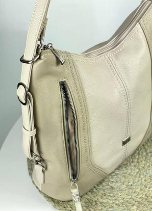 Бежева жіноча сумка шопер на плече з екошкіри італійського бренду gildatohetti.6 фото
