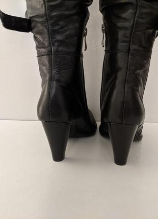 Женские кожаные сапоги на каблуке 39 размер5 фото