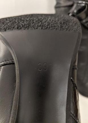 Женские кожаные сапоги на каблуке 39 размер8 фото