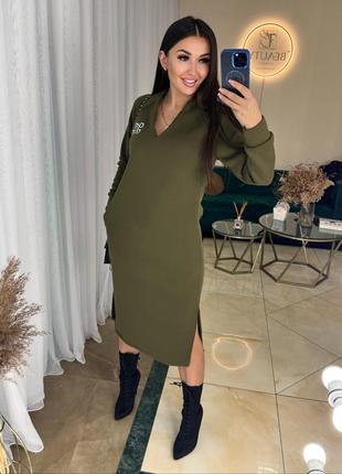 Платье миди теплое прямое под поясок воротник стойка с вырезом рукав длинный карманы разрезы ткань трехнить на флисе