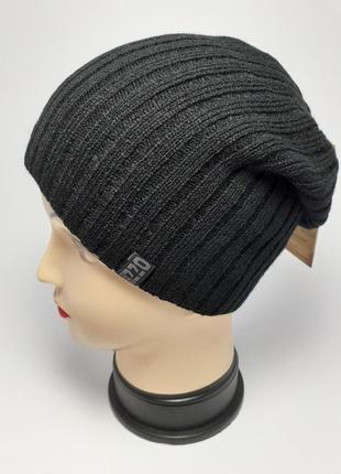 Шапка зимняя теплая пряжка черная ozzi.