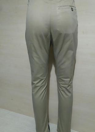Зауженные укороченные брюки  с высокой посадкой h&m3 фото