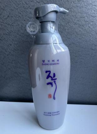 Кондиціонер відновлюючий проти випадіння волосся daeng gi meo ri jin gl vitalizing treatment 500ml