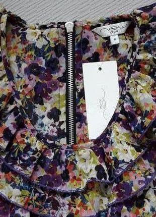 Нарядна блузка безрукавка з рюшами ззаду на блискавки в квітковий принт new look5 фото