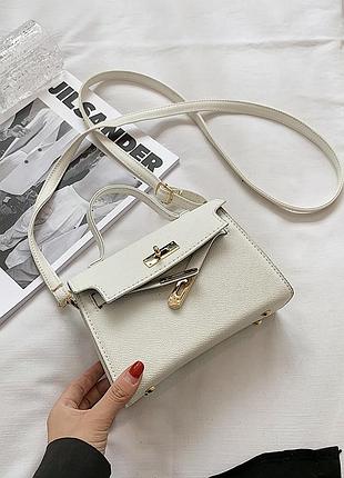 Женская сумка кросс-боди на ремешке белая