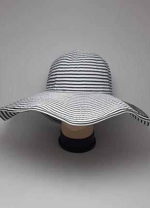 Шляпа хлопок полосатая белая с черным 56-57.