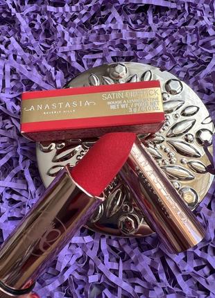 Лимитка из новой коллекции! атласная губная помада Anastasia Beverly Hills limited edition satin lipstick, оттенок cherry