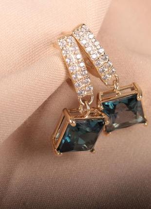 Сережки с топазом london blue