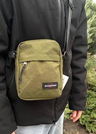 Сумка eastpak [істпак] месенджер барсетка