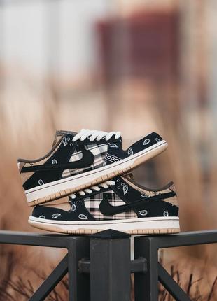 Женские кроссовки nike sb dunk low x travis scott 38-39