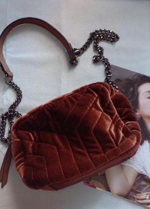Очень красивая сумочка шоколадного цвета1 фото