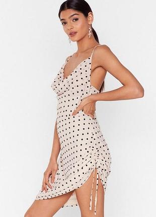 Мінісукня кольору нюд в чорний горох nasty gal