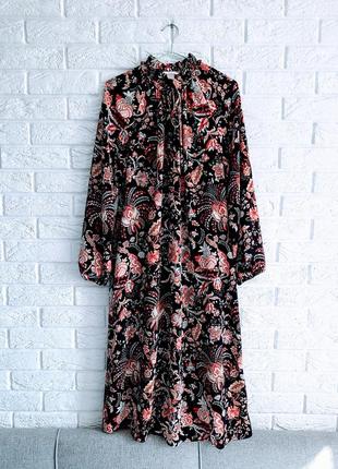 Шифоновое платье с цветочным принтом h&m.