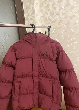 Пуховик jordan