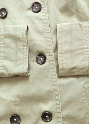 Італійського бренду united colors of benetton куртка, вітровка широка жіноча, кольору хакі5 фото