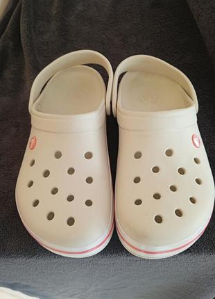Crocs 3