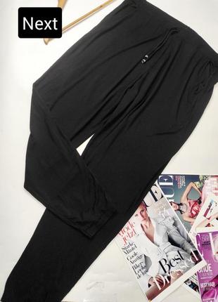 Джоггеры женские брюки черного цвета из мягкой ткани от бренда next 222 фото