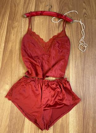 Красная атласная пижама женская размер м