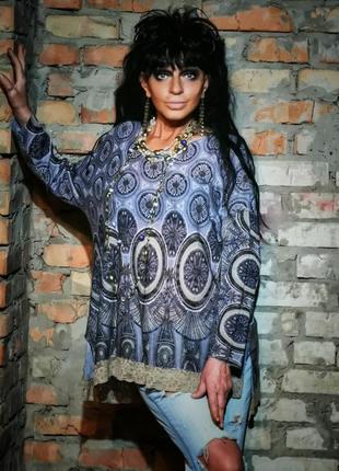 Блуза джемпер трикотажная италия в принт узор в этно бохо стиле с кружевом