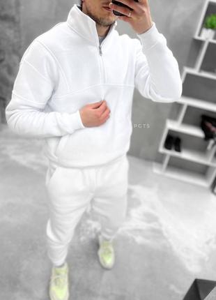Спортивный костюм утепленный оверсайз белый
