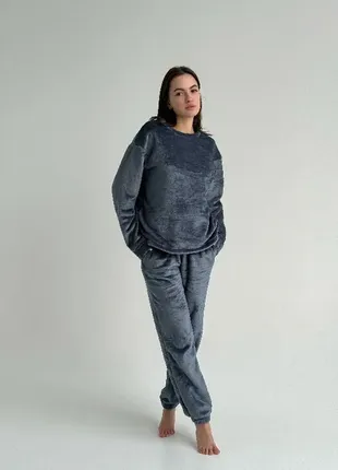 Махровая пижама с кофточкой и брюками1 фото