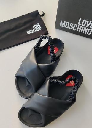 Черные босоножки бренд love moschino размер 38