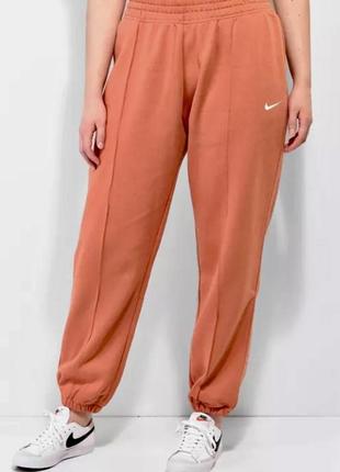 Штаны спортивные nike nsw essentisl burn sunrise track pants. s