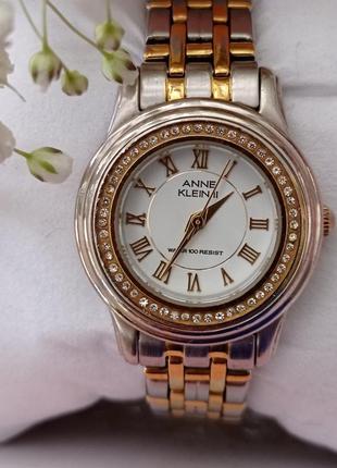 Часи anne klein||