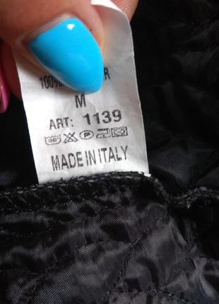 Стильная черная стеганая куртка косуха италия today, m размер.3 фото