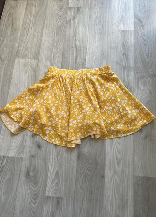Желтая мини юбка - шорты2 фото