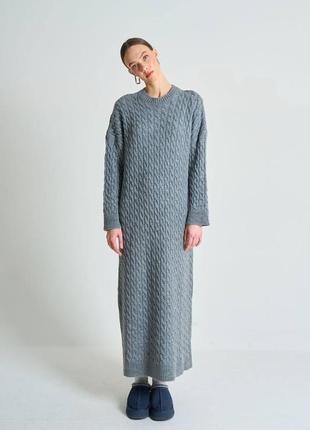 30% wool длинное платье оверсайз кроя машинная вязка косы4 фото