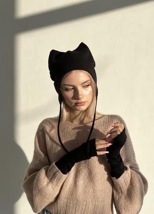 Комплект шапка з вушками та нарукавники кішка d.hats чорного кольору теплий1 фото