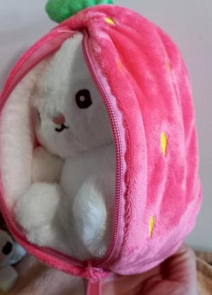 Мягкая игрушка 18 см кролик-клубничка2 фото