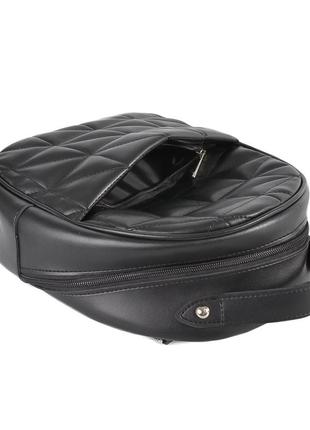 Нежный модный вместительный рюкзак женский стеганный качественный бежевый тауп из кожзаменителя с подкладкой10 фото