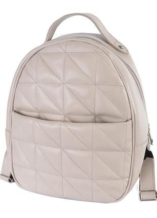 Нежный модный вместительный рюкзак женский стеганный качественный бежевый тауп из кожзаменителя с подкладкой1 фото