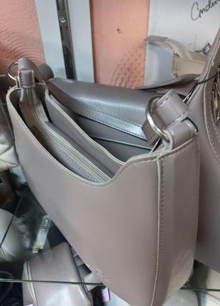 Стильная модная элегантная сумка женская маленькая черная с плечевым ремнем в комплекте9 фото