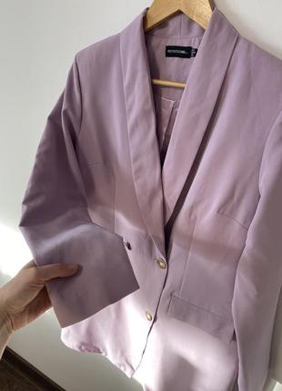 Красивый удлиненный двубортный пиджак от prettylittlething🌿4 фото