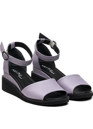 Босоножки женские кожаные сиреневые на танкетке 1408лz-d