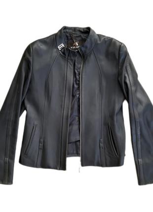 Cropped leather jacket