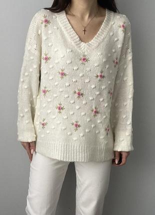 Бежевий светр, красивий бежевий светр в квіти3 фото
