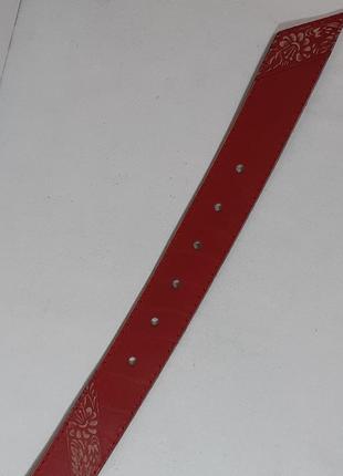 Ремень 02.081.029 (размер 4 х 101) красный кожаный с оттисками и строчкой3 фото