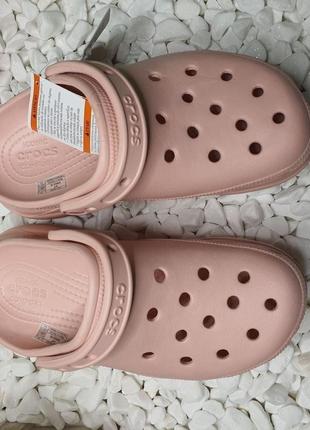 Крокс класік платформа бае пудра crocs classic bae clog powder8 фото