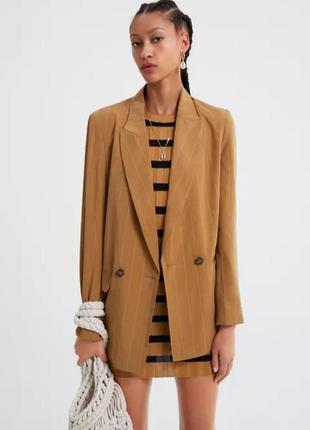 Двубортный коричневый/карамельный прямой оверсайз пиджак, жакет, блейзер в полоску zara6 фото
